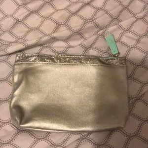 Ipsy makeup bag